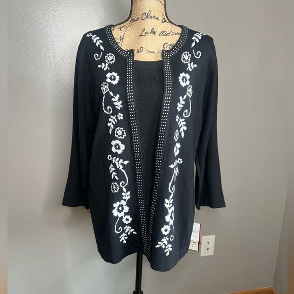 Cathy Daniels black white floral pull over sweater size large rhinestones office - Picture 1 of 8
